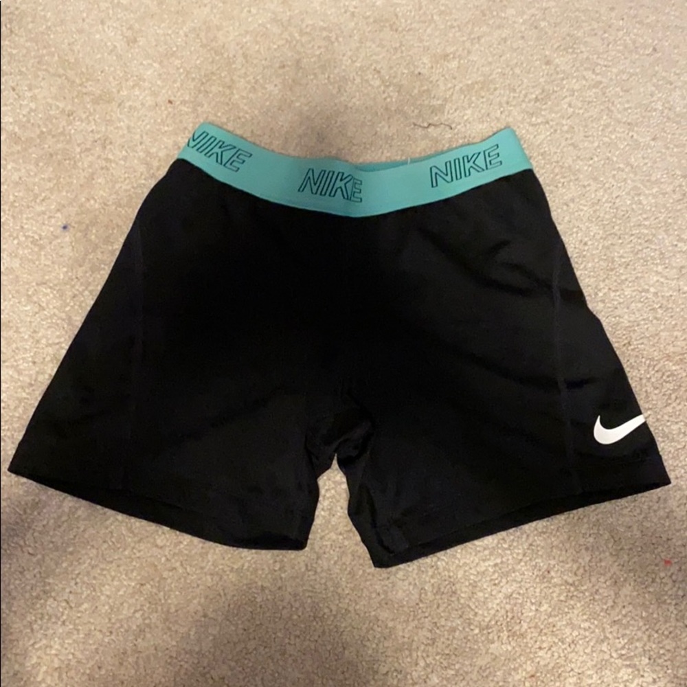 Nike dry fit girls athletic shorts